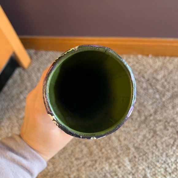 Hand painted one of a kind large vase. New - Picture 5 of 5